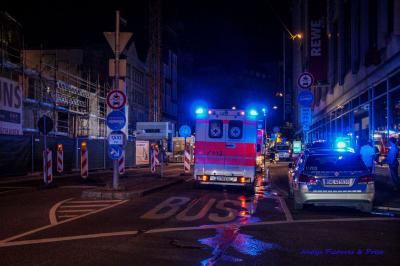 Stuttgart: Baggerbrand auf Baustelle